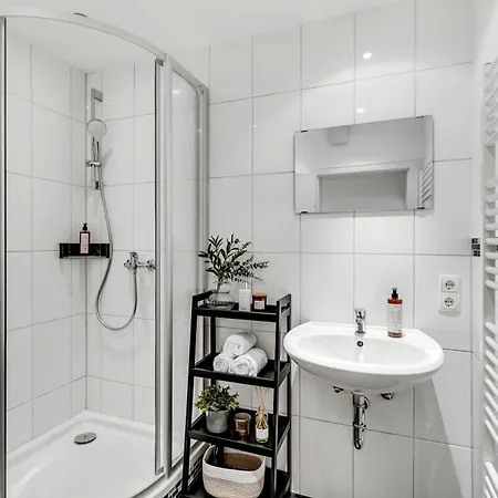 Inhome - Zentral - Kueche - Modern Appartamento